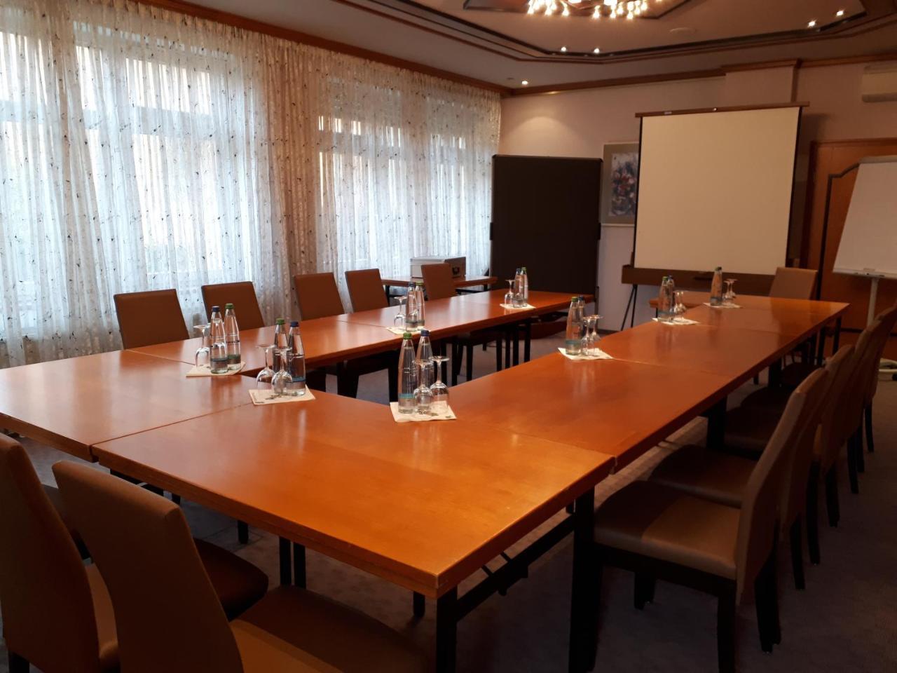 Brauereigasthof Dachsenfranz Zuzenhausen Екстер'єр фото